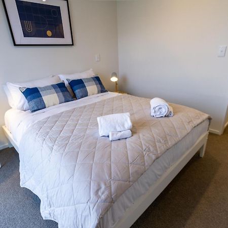 City Lights Retreat With Carpark 2 Bed 2 Bath Christchurch Buitenkant foto