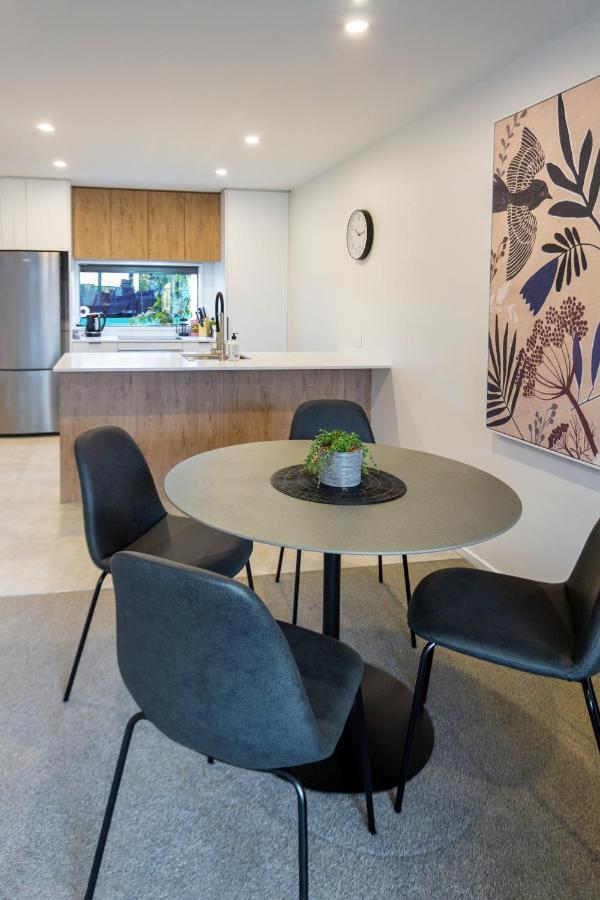 City Lights Retreat With Carpark 2 Bed 2 Bath Christchurch Buitenkant foto