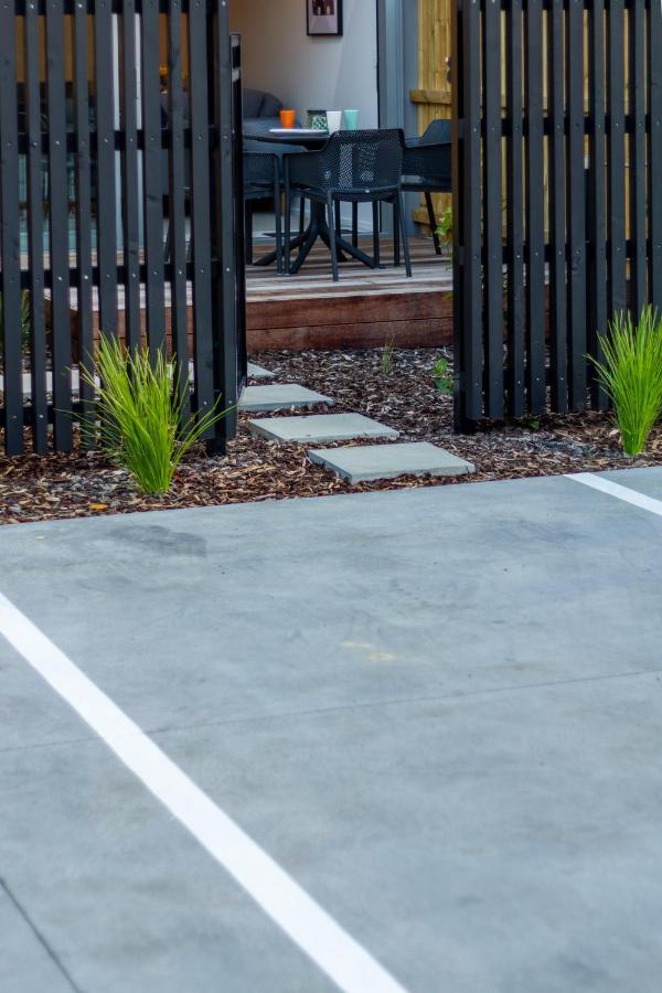 City Lights Retreat With Carpark 2 Bed 2 Bath Christchurch Buitenkant foto